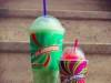 國外的7-11就是狂,甚麼東西就是要比大為了喝思樂冰,大家都拿出壓箱寶....網友看了直說7-11要虧大了