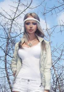 《烏克蘭娃娃女》 Valeria Lukyanova∼美的好不真實!