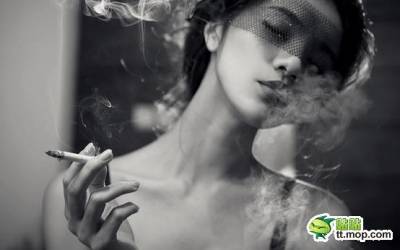 男人千萬不要去追求對你沒興趣的女人