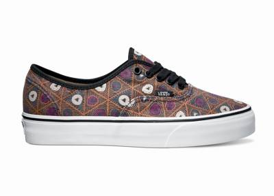 JUKSY街頭素人穿搭改造直擊!!!VANS Your Life!!!