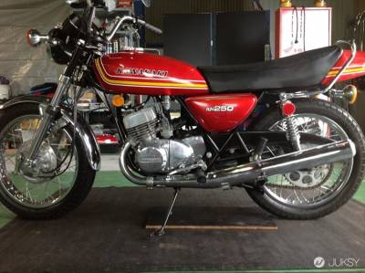 怎樣的改裝車才夠看 48 缸 4800cc 超猛 Kawasaki 機車登場!!