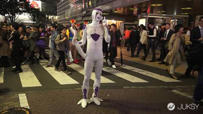 「2014萬聖夜的澀谷」-兩百多人的街頭變裝秀派對!