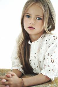 戰鬥民族萌少女Kristina Pimenova 八歲就萌翻天!