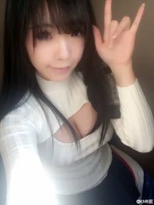 日本爆紅「開胸衣」太惹火 大陸女孩也宣布參戰!