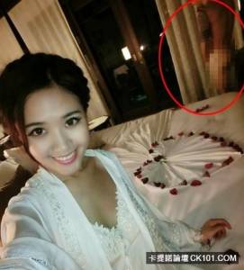 「不經意間就會拍到不雅照」愛自拍的正妹們小心了...