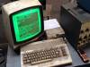 不敢相信...Commodore 64電腦還有人在用！波蘭這家汽車維修店，向大家證明「34年前」出產的電腦一樣能用！