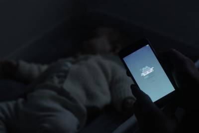 FORD智慧嬰兒床模擬夜間行車動態 讓寶寶一夜好眠