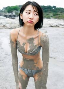 嘶哈～日本網友票選5個「希望她永遠不要退役」的寫真偶像， 1 根本是人間胸器！