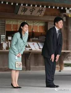 日本公主「放棄皇室身份下嫁平民做人婦」超感動？看到「人家包的禮金」才知道童話都是騙人的！