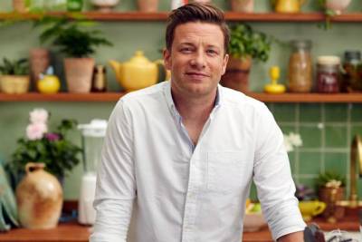 3分鐘了解為什麼「地獄神廚 Gordon Ramsay 」會和「明星廚師 Jamie Oliver 」有如此深仇大恨！