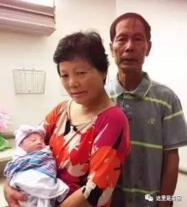 丈夫犧牲2年半後，她為他生下了親女兒