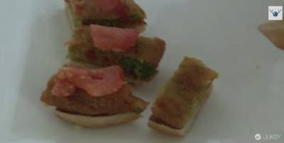 男子將麥當勞裝成高檔食材 「美食家」居然一致稱讚