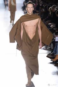 Rick Owens 2015 秋冬系列 男模直接露鳥走秀!