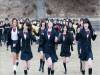 100人VS7女優 在荒廢學校的大逃殺開始!這太刺激了吧!