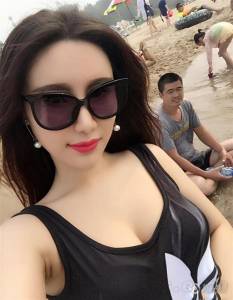 新加坡留學女生秀火辣身材暴紅網路!網友:已看傻....尤其第二張...