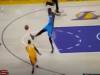 Kobe助攻竟打出違反人體工學「旋轉球」，異常打法讓Durant用腳也擋不住