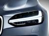 接棒「雷神之槌」設計,全新小改款Volvo「V40」將於3月1日正式發表,年底前引進販售!
