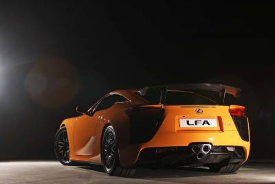 Lexus LFA Nurburgring Package7分14.64秒